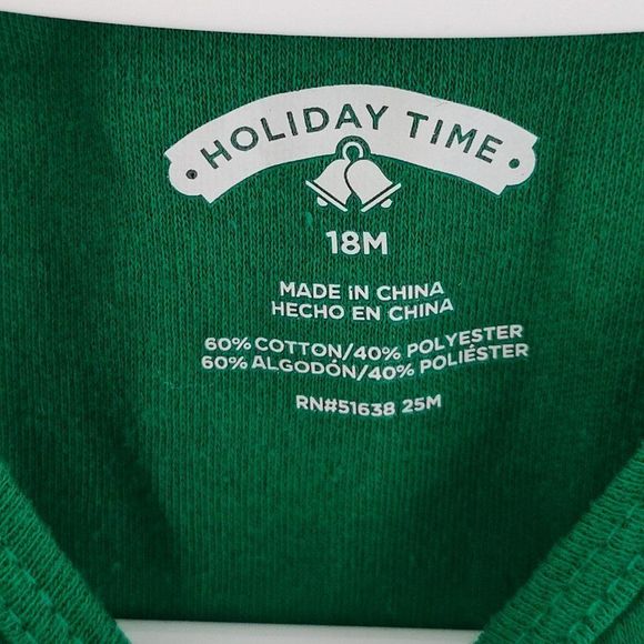 18M Christmas Onesie Unisex, "Who Needs Santa" Christmas Green Perfect Condition - Picture 3 of 6